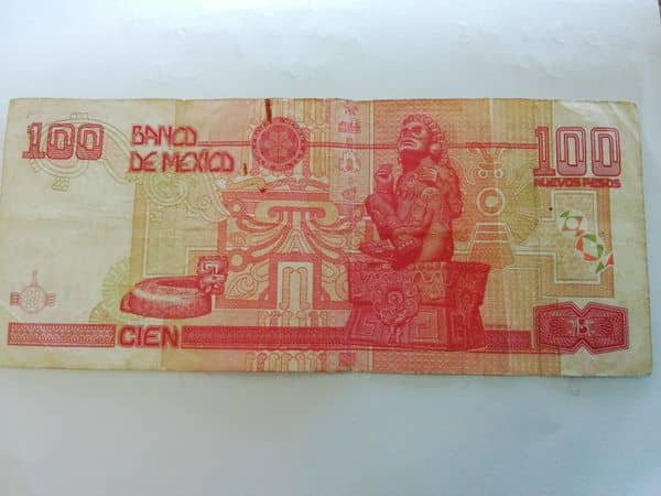 100 Nuevos Pesos from Mexico